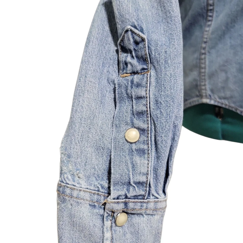 Lucky Brand Women's Embroidered Western Denim Pearl Snap Shirt Size S Distressed - Picture 9 of 16